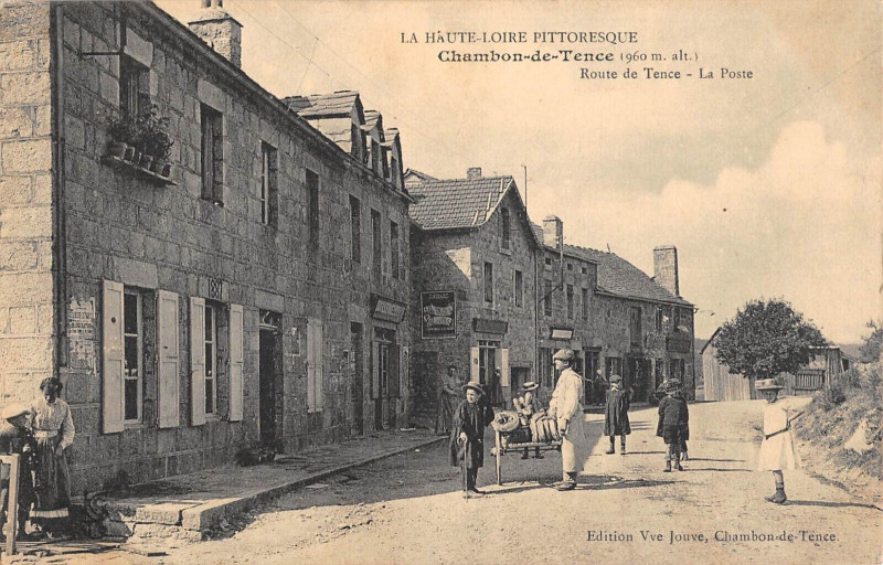 Carte postale ancienne Chambon De Tence Route De Tence La Poste à Tence