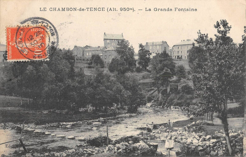 Carte postale ancienne Chambon De Tence La Grande Fontaine à Tence