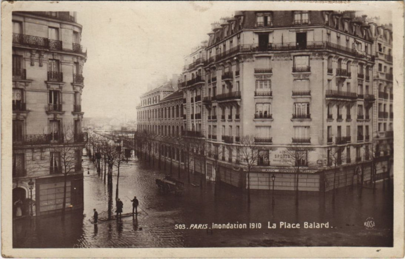 Carte postale ancienne Inondations 1910 Paris Place balard