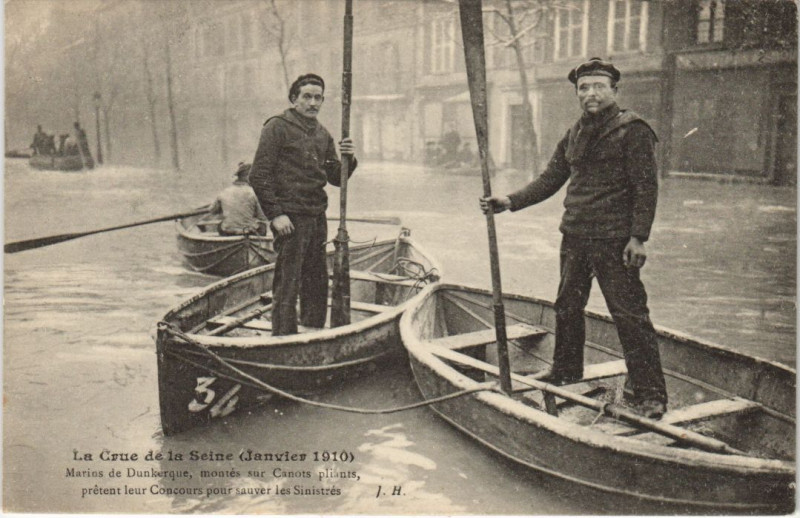 Carte postale ancienne Inondations 1910 Paris Marins de Dunkerque