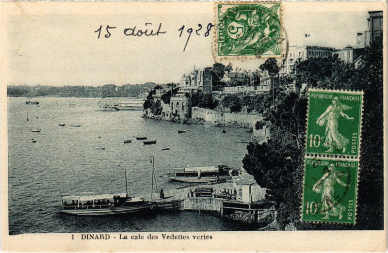 Carte postale ancienne Dinard La cale des Vedettes vertes à Dinard