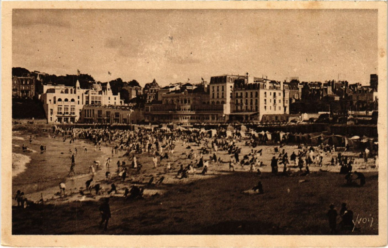 Carte postale ancienne Dinard La Plage à Dinard