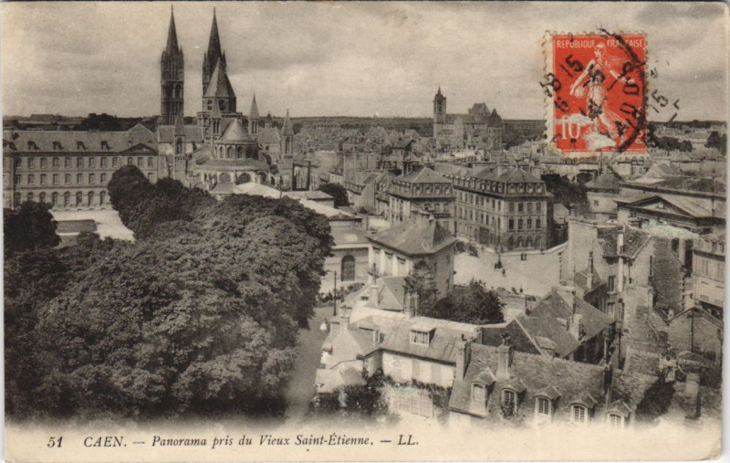 Carte postale ancienne Caen Panorama pris du Vieux Saint-Etienne à Caen