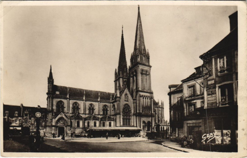 Carte postale ancienne La Delivrande La Basilique