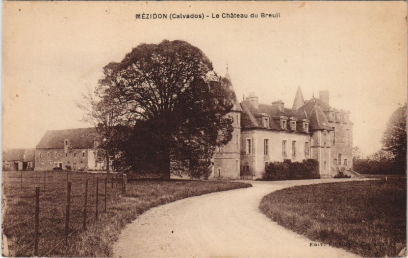 Carte postale ancienne Mezidon Le Chateau du Breuil