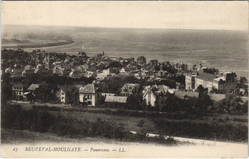 Carte postale ancienne Houlgate Beuzeval - Panorama à Houlgate