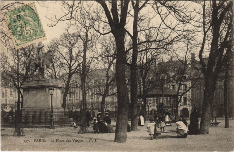 Carte postale ancienne Paris 4e Place des Vosges à Paris 4e