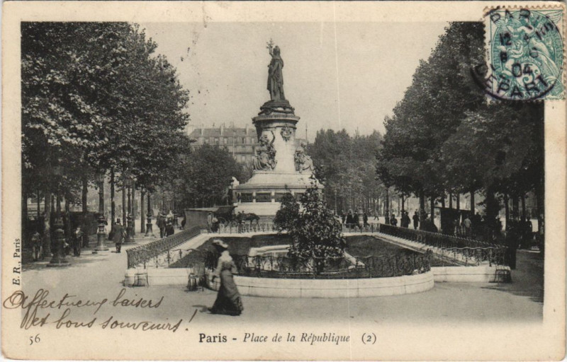 Carte postale ancienne Paris 4e Place de la Republique à Paris 4e
