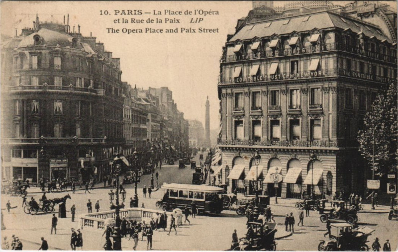 Carte postale ancienne Paris 2e place de l'Opera Rue de la paix à Paris 2e
