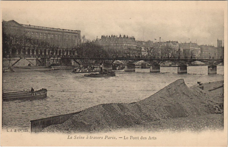 Carte postale ancienne Le Pont des Arts à Paris 6e