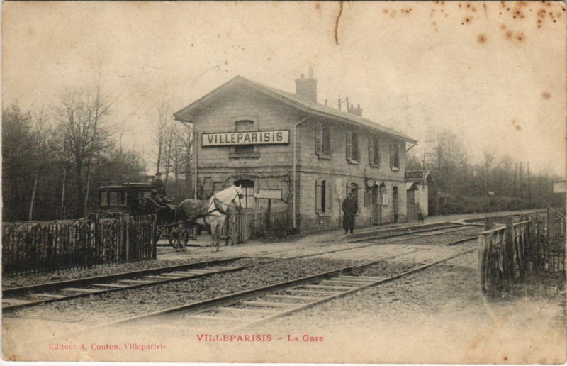 Carte postale ancienne Villeparisis La Gare à Villeparisis