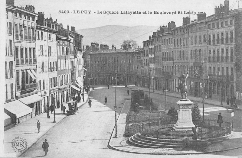 Carte postale ancienne Le Puy Le Square Lafayette Et Le Boulevard Saint Louis