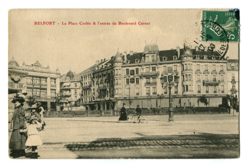 Carte postale ancienne Territoire-de-Belfort Belfort Place Corbis Entrée du Boulevard Carnot à Belfort
