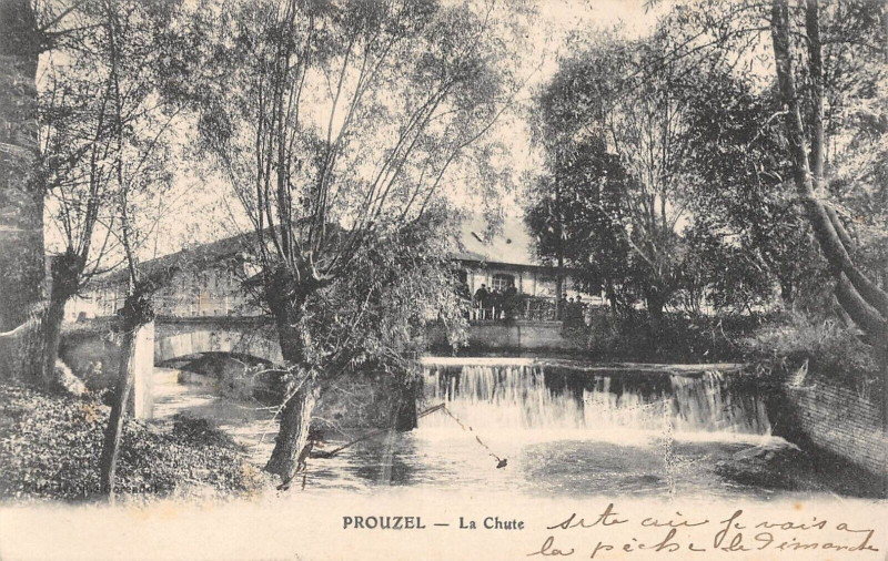 Carte postale ancienne Prouzel La Chute à Prouzel