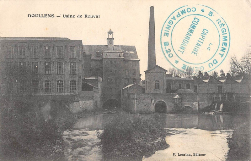 Carte postale ancienne Doullens Usine De Rouval à Doullens