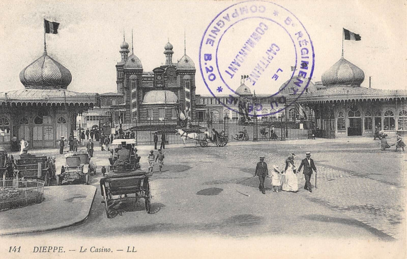 Carte postale ancienne Dieppe Le Casino à Dieppe