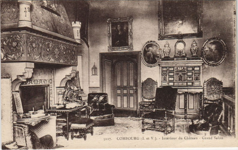 Carte postale ancienne Combourg Interieur du Chateau - Grand salon à Combourg