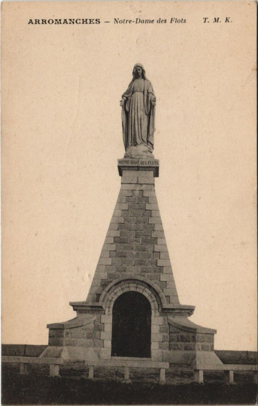 Carte postale ancienne Arromanches Notre Dame des Flots