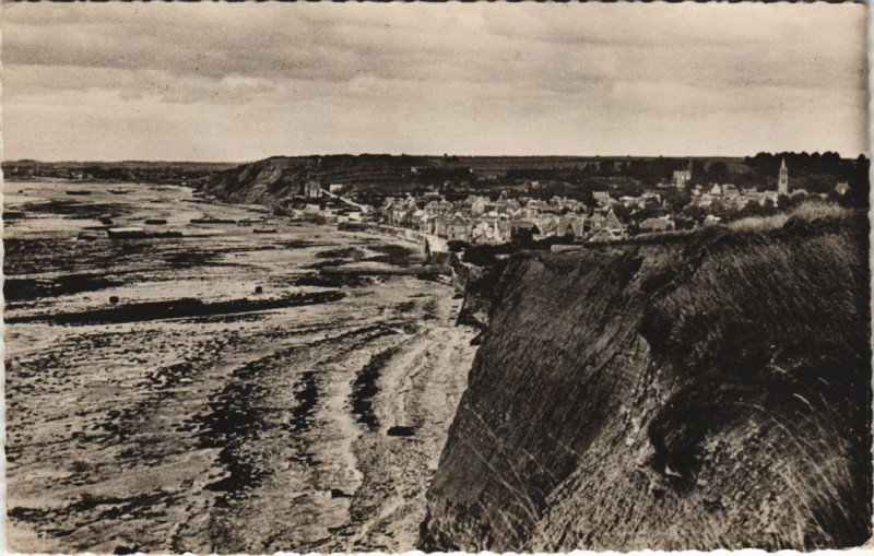 Carte postale ancienne Arromanches vue generale