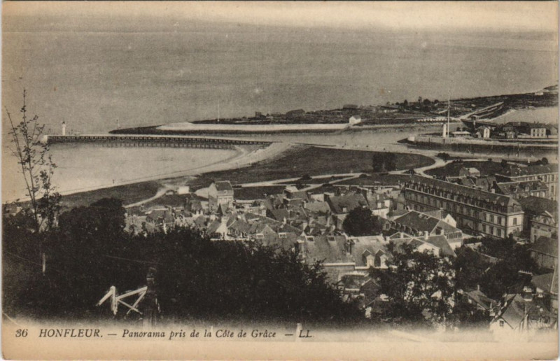 Carte postale ancienne Honfleur Panorama à Honfleur