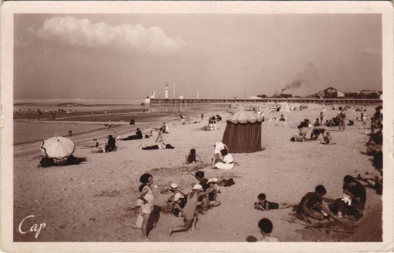 Carte postale ancienne Honfleur vue de la plage à Honfleur