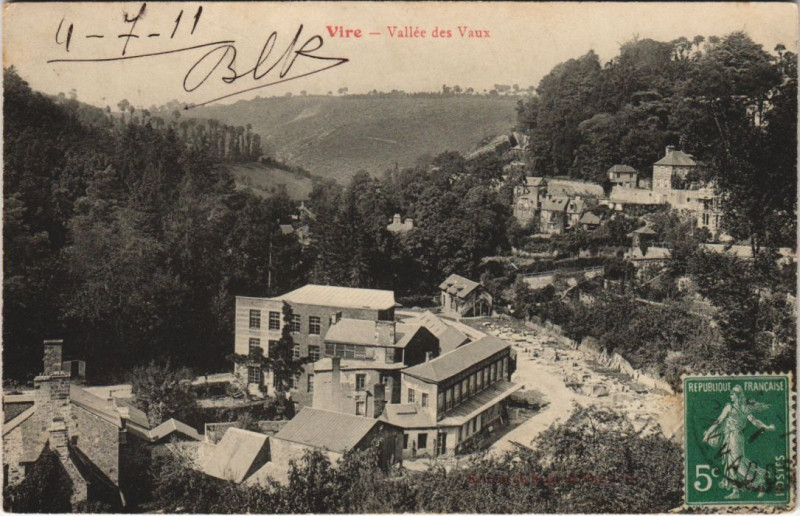 Carte postale ancienne Vire Vallee des Vaux