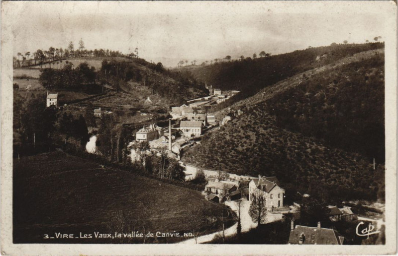 Carte postale ancienne Vire Les Vaux, la Vallee de Canvie