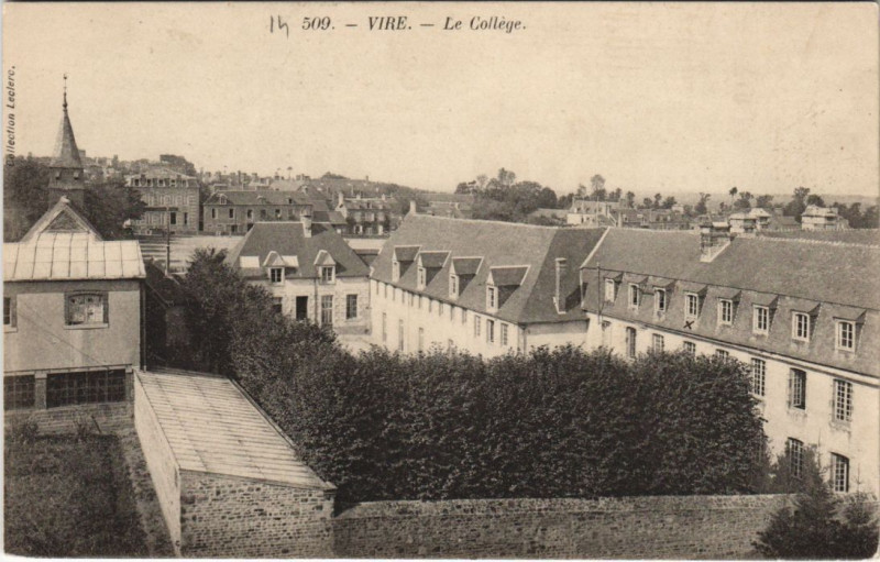 Carte postale ancienne Vire Le College