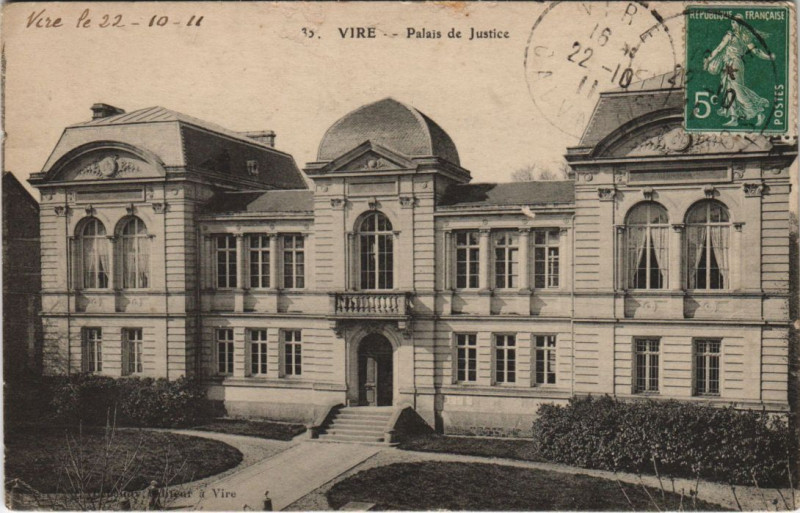 Carte postale ancienne Vire Palais de Justice