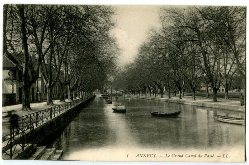 Carte postale ancienne Haute-Savoie Annecy Le Grand Canal du Vassé à Annecy