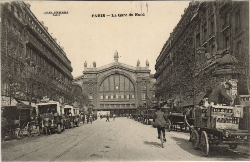 Carte postale ancienne Paris 10e Gare du Nord à Paris 10e
