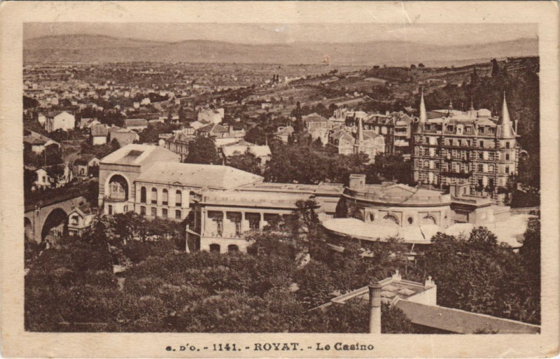 Carte postale ancienne Royat le Casino à Royat