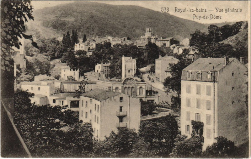 Carte postale ancienne Royat vue generale à Royat