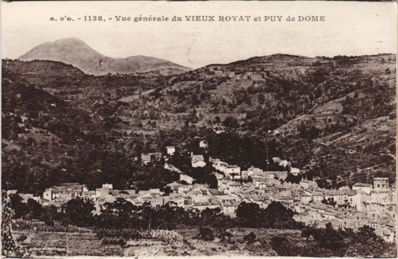 Carte postale ancienne Royat vue generale à Royat