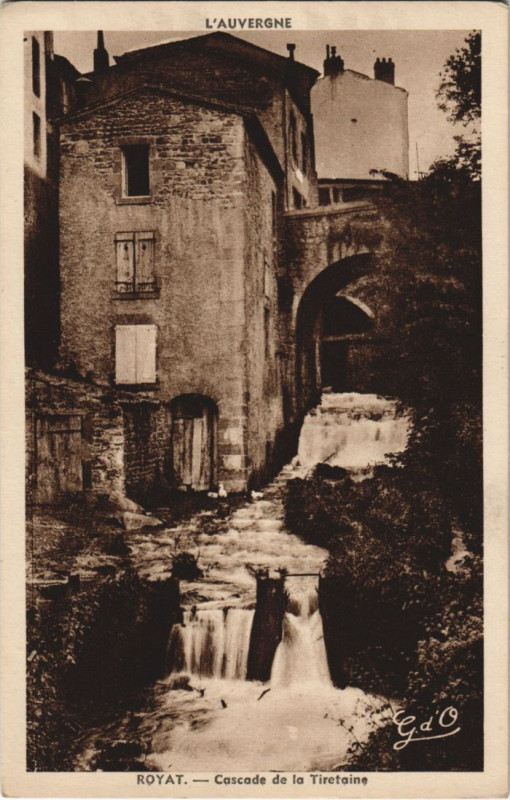 Carte postale ancienne Royat Cascade de la Tiretaine à Royat