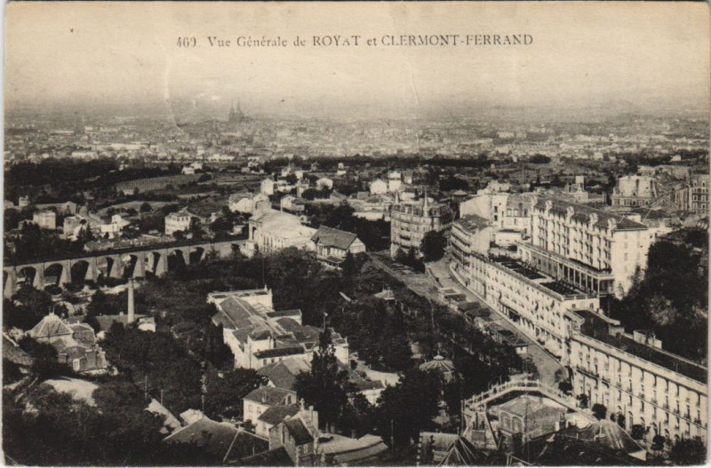 Carte postale ancienne Royat vue generale à Royat