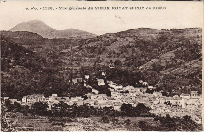Carte postale ancienne Royat vue generale à Royat