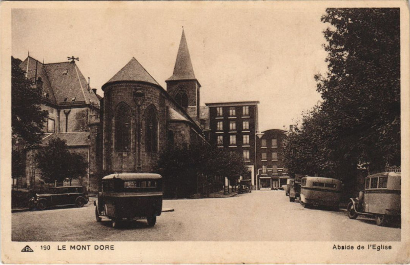 Carte postale ancienne Mont Dore Abside de l'Eglise à Mont-Dore