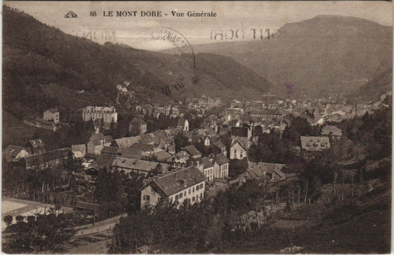 Carte postale ancienne Mont Dore vue generale à Mont-Dore