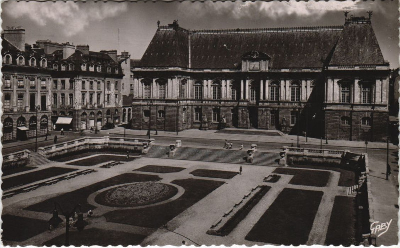 Carte postale ancienne Rennes Palais de Justice à Rennes