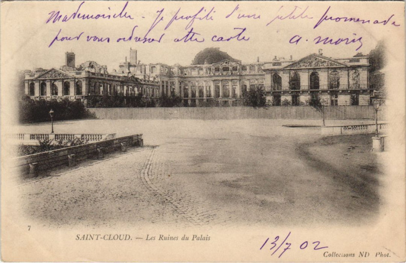 Carte postale ancienne Saint-Cloud Ruines du Palais à Saint-Cloud