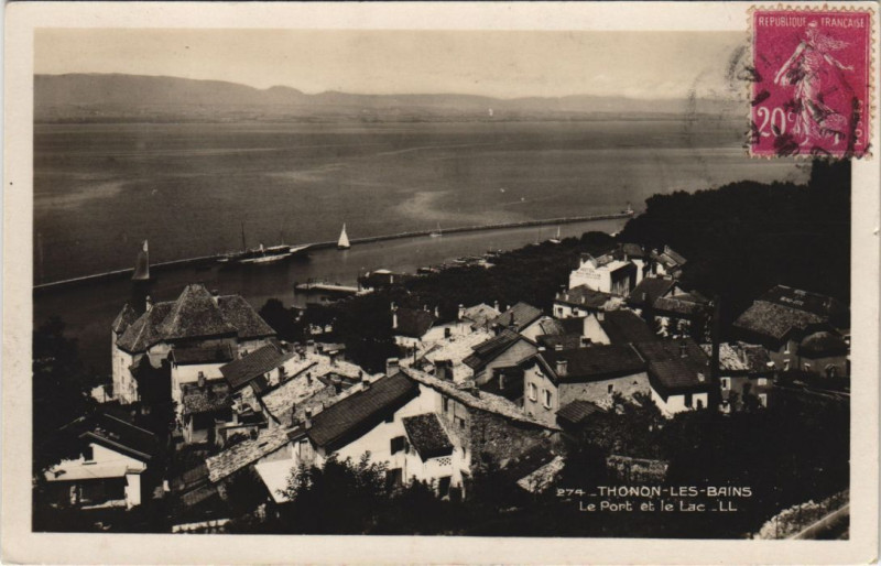 Carte postale ancienne Thonon-Les-Bains Le Port et le Lac à Thonon-les-Bains
