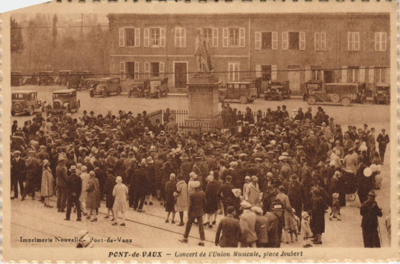 Carte postale ancienne Pont-De-Vaux Concert d l'Union Musicale Place Joubert à Pont-de-Vaux