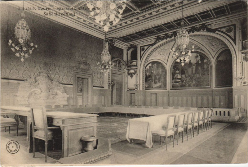 Carte postale ancienne Tours Nouvel Hotel de Ville Salle du Conseil à Tours