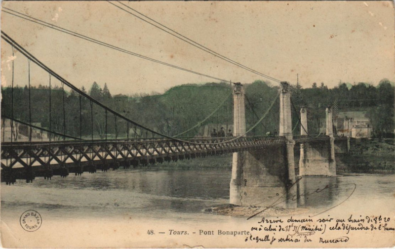 Carte postale ancienne Tours Pont Bonaparte à Tours