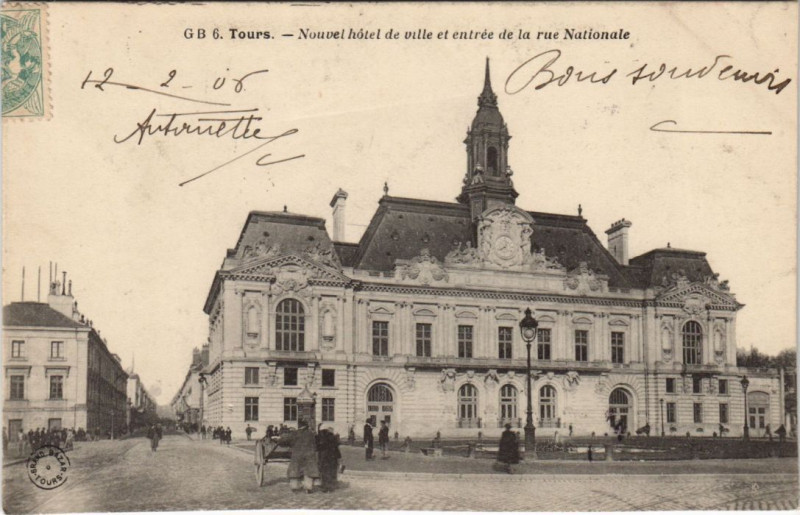 Carte postale ancienne Tours Nouvel Hotel de Ville Rue Nationale à Tours