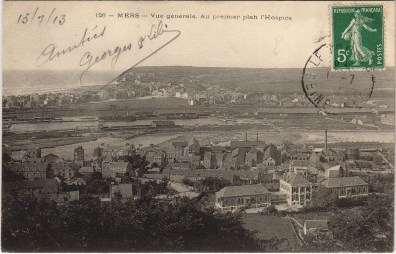 Carte postale ancienne Mers-Les-Bains Vue generale Au premier plan l'Hospice à Mers-les-Bains
