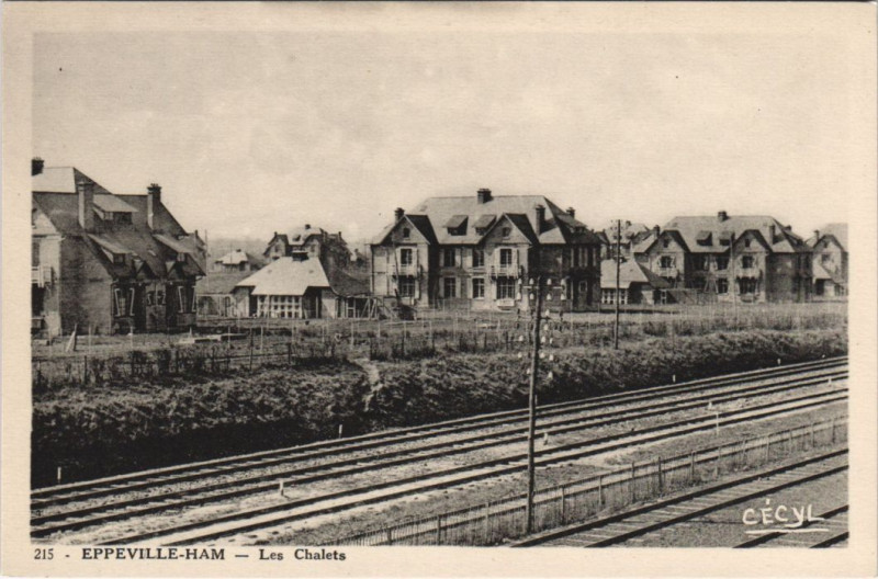 Carte postale ancienne Eppeville Ham Les Chalets à Eppeville