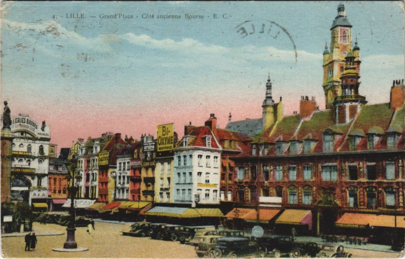 Carte postale ancienne Lille Grande Place à Lille