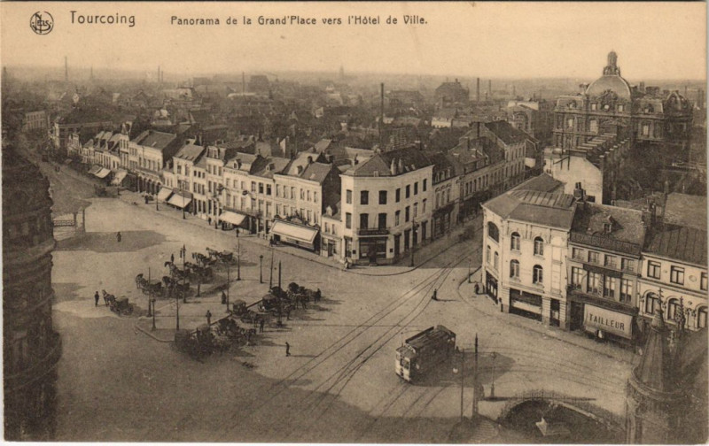 Carte postale ancienne Tourcoing Panorama de la Grande Place à Anor
